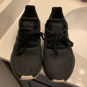 Adidas Swift Run